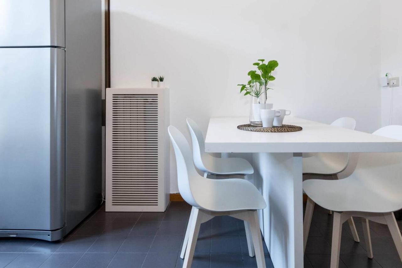 Joivy Lovely Family Apt For 7 Near San Lorenzo Columns Milán Exterior foto
